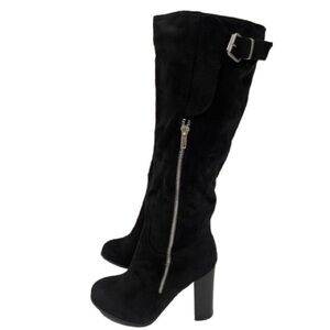 Women’s Wild Diva Black Faux Suede Side Zip Up Boots Size 8 US!